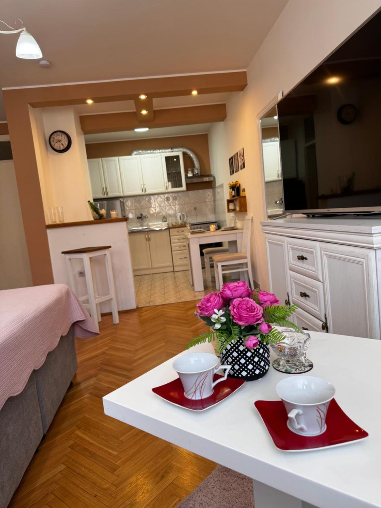 Post Apartmani - Sajam Novi Sad Dış mekan fotoğraf